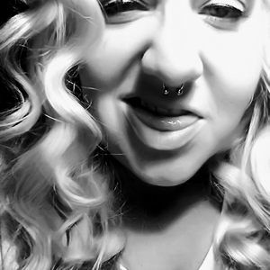 Meet your Posher, Michele